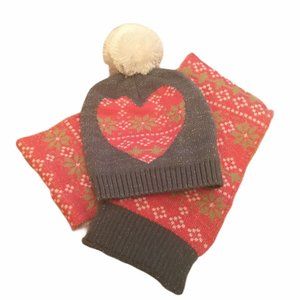 Toby Girls scarf and hat with heart
